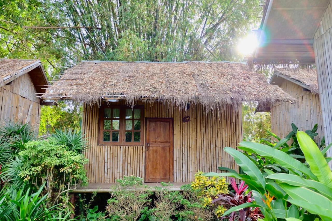 Lanna House Lanna Hut Chiangmai Bed & Breakfast Chiang Mai Exterior photo