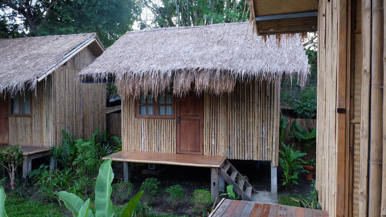 Lanna House Lanna Hut Chiangmai Bed & Breakfast Chiang Mai Exterior photo