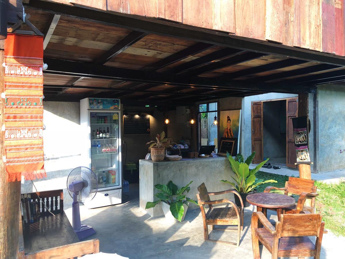 Lanna House Lanna Hut Chiangmai Bed & Breakfast Chiang Mai Exterior photo